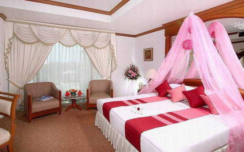 Chiangmai Ratanakosin Hotel Чиангмай Екстериор снимка